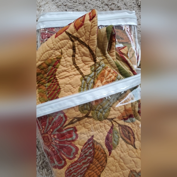 C and F Home Standard Pillow Shams- Pair - Picture 2 of 2